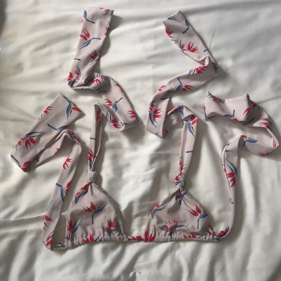 acacia swimwear Other - Small acacia bird of paradise acacia top